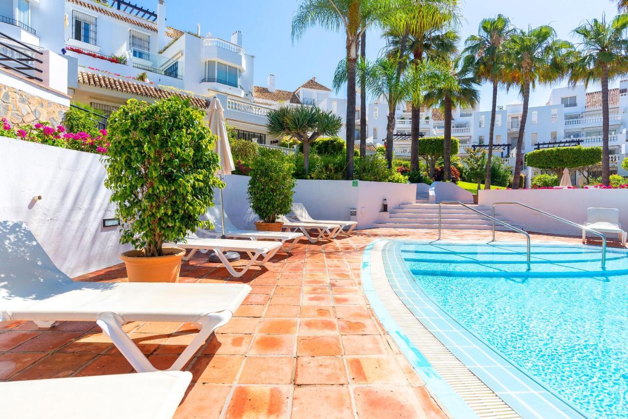 מארבלה Elviria Playa White Pearl Beach מראה חיצוני תמונה